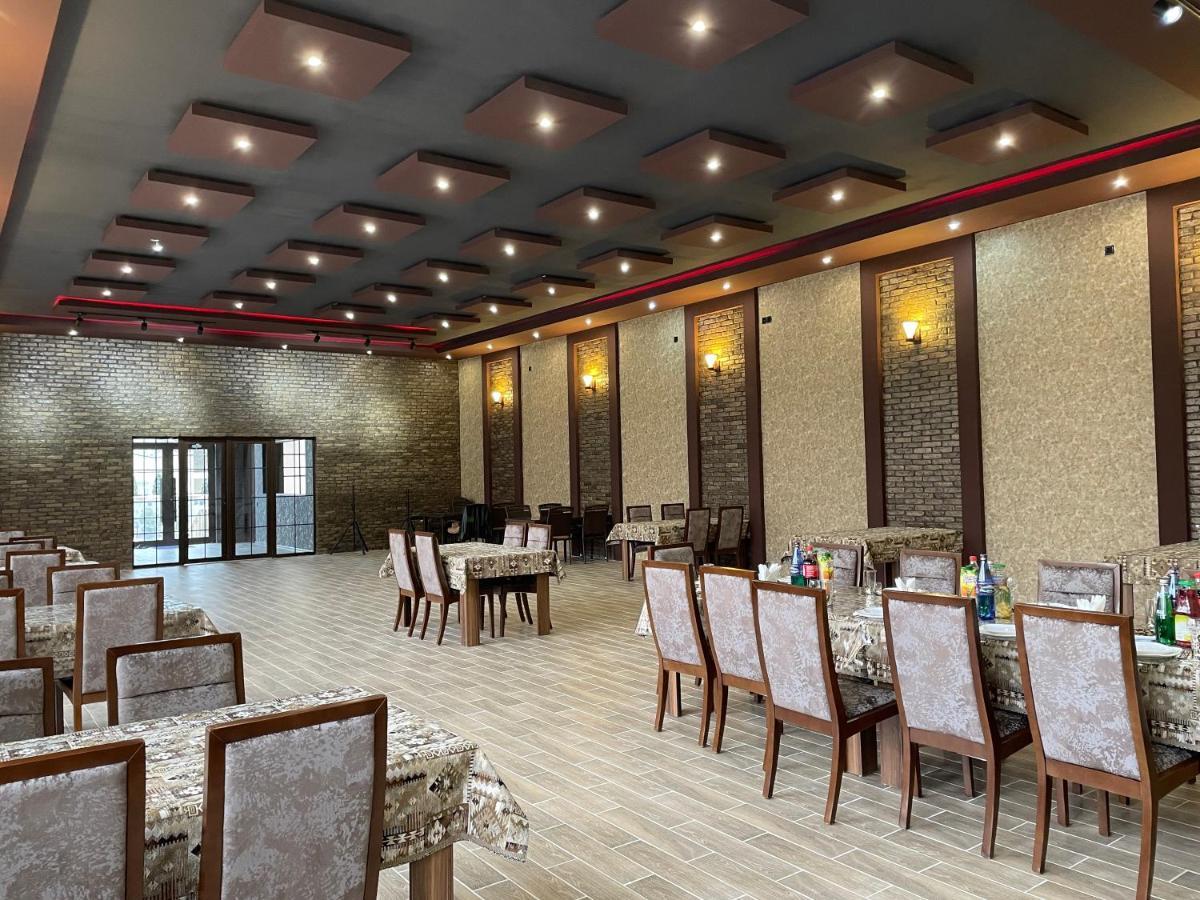 Residence Hotel Restoran Qax Exterior photo